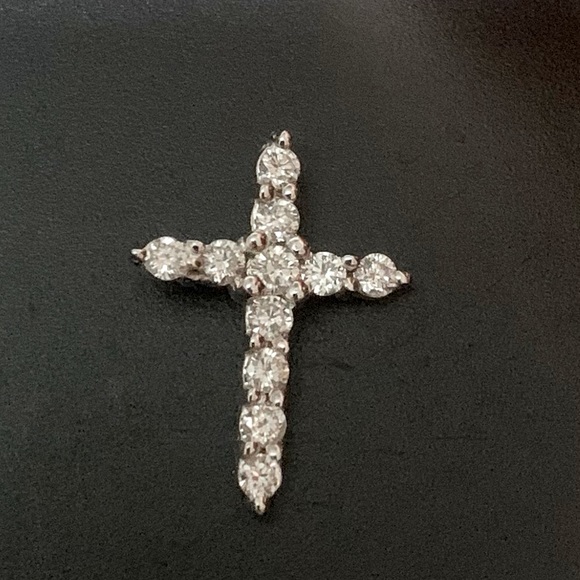 Exclusive Bloomingdale’s Diamond Cross Necklace. - Picture 6 of 11